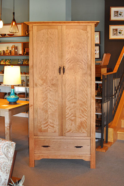 Pacific Armoire