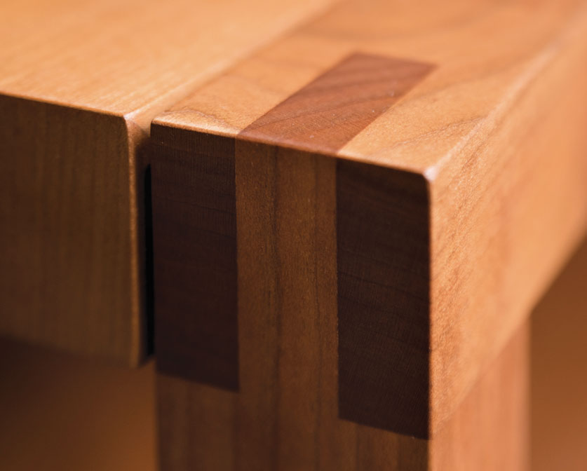 Celilo End Table bridle joint detail in Cherry